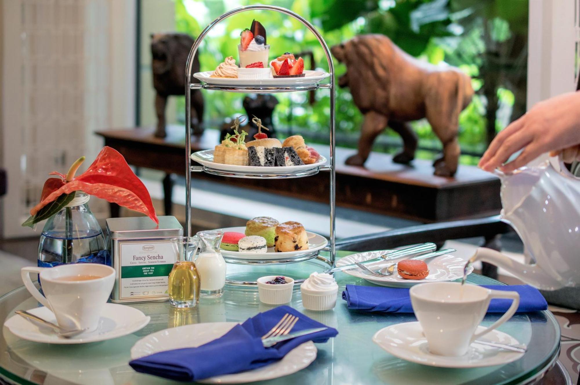 The Sukosol Hotel Банкок Екстериор снимка Afternoon tea at the Imperial Hotel, Bangkok